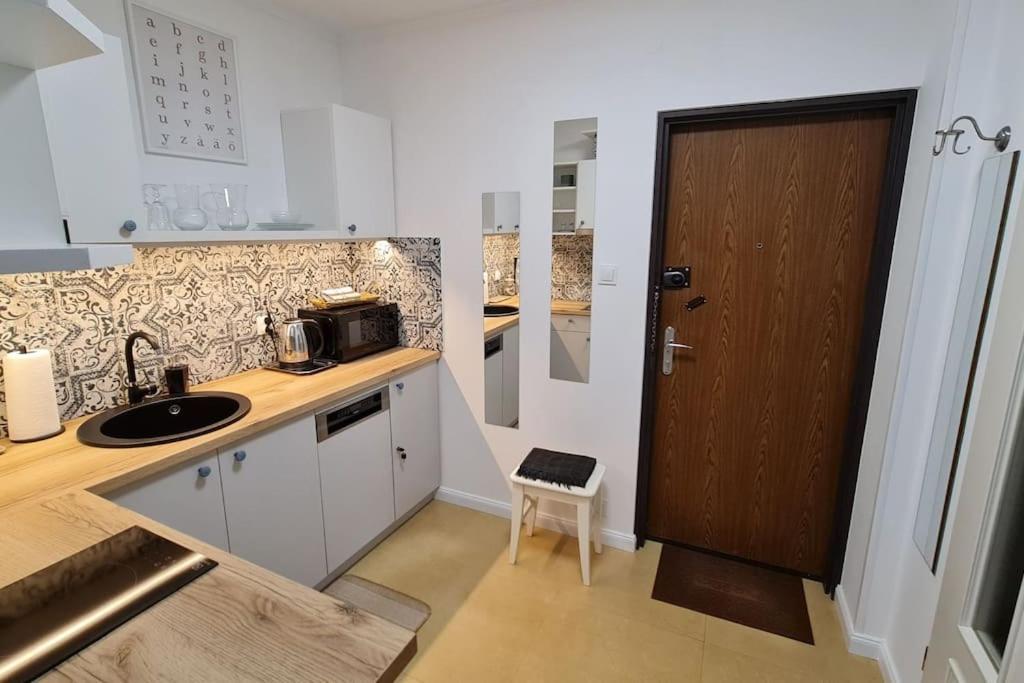 Apartament Poludniowy Z Balkonem 2 Osoby Varsóvia Exterior foto